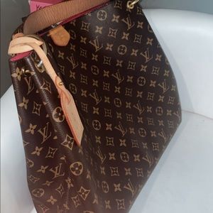 Louis Vuitton graceful mm